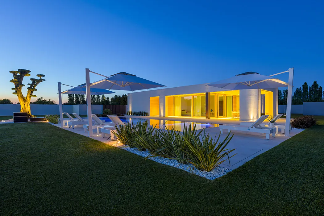 Crema Outdoor Shooting 3